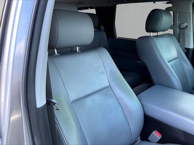 Used 2018 Toyota Sequoia Limited w/ Safety & Convenience Package RWD image 9