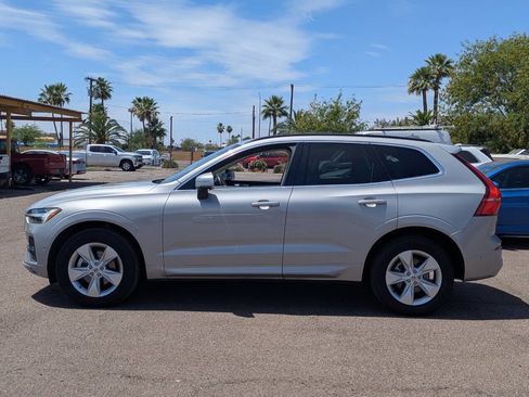 Used 2022 Volvo XC60 B5 Momentum FWD image 6