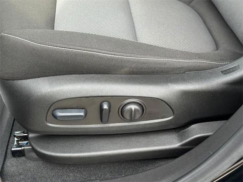 Used 2023 Chevrolet Blazer LT w/ Convenience Package image 17