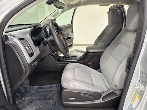 Used 2017 Chevrolet Colorado W/T w/ WT Convenience Package RWD image 12