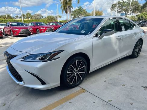 New 2025 Lexus ES 350 350 image 3