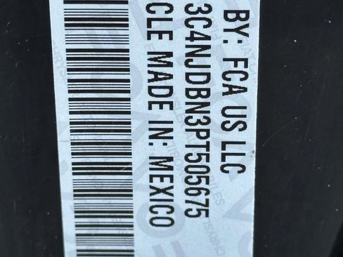 Used 2023 Jeep Compass Latitude w/ Sun and Sound Group image 34