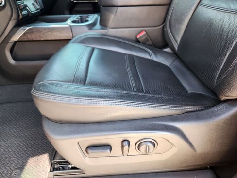 Used 2020 GMC Sierra 1500 Denali w/ Denali Ultimate Package image 22