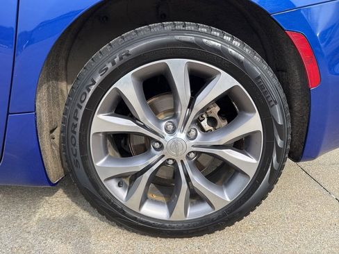 Used 2019 Chrysler Pacifica Limited w/ Advanced Safetytec Group image 58