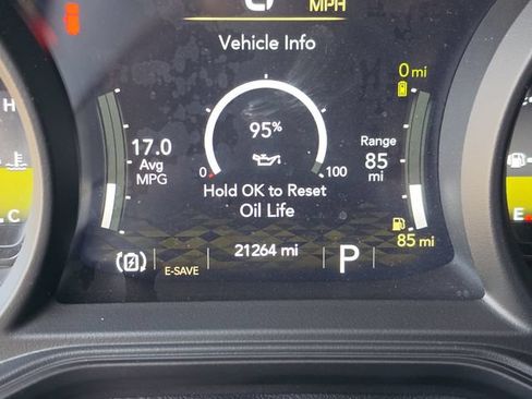 Used 2024 Jeep Wrangler Unlimited Sahara AWD/4WD image 39
