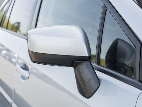 Used 2017 Subaru Crosstrek 2.0i Premium image 18