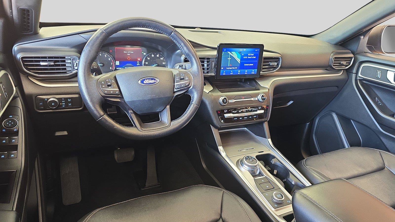Used 2020 Ford Explorer XLT w/ Equipment Group 202A AWD/4WD image 21
