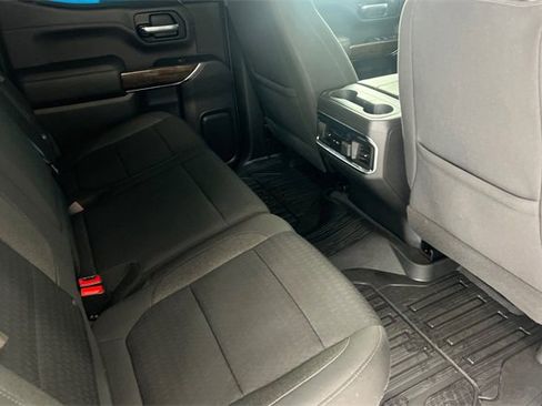 Used 2022 GMC Sierra 1500 Elevation image 18
