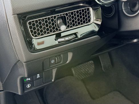 Used 2023 Honda Civic Touring image 8