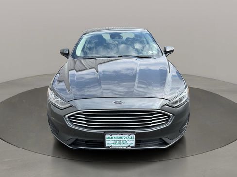 Used 2019 Ford Fusion SE image 10
