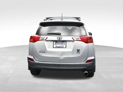 Used 2013 Toyota RAV4 XLE FWD image 4