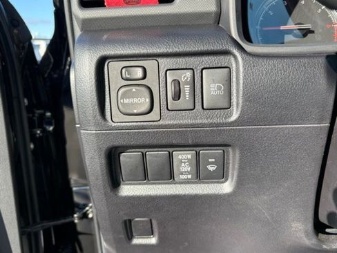 Used 2024 Toyota 4Runner TRD Off-Road image 57