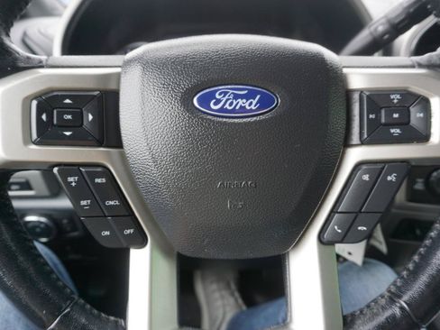 Used 2022 Ford F350 Lariat AWD/4WD image 20