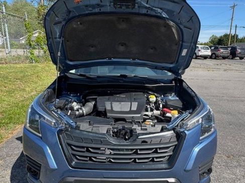 Used 2023 Subaru Forester AWD/4WD image 21