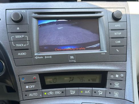 Used 2014 Toyota Prius Four FWD image 21
