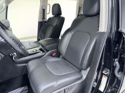 Used 2024 INFINITI QX80 Luxe w/ Cargo Package image 16