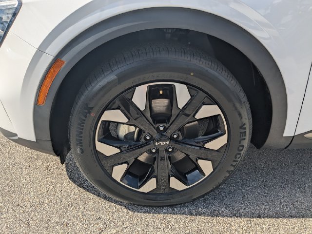 Certified 2023 Kia Sportage X-Line w/ X-Line Premium Package AWD/4WD image 11