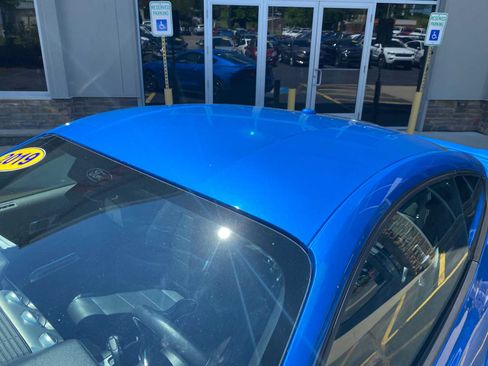 Used 2019 Ford Mustang GT Premium RWD image 5
