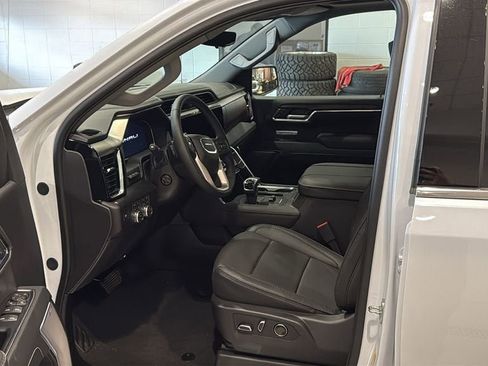 New 2026 GMC Sierra 1500 Denali w/ Technology Package AWD/4WD image 22