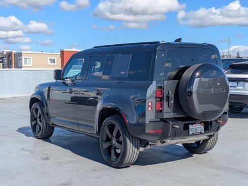 Used 2023 Land Rover Defender 110 X-Dynamic SE AWD/4WD image 8