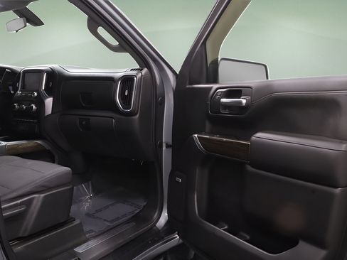Used 2020 GMC Sierra 1500 Elevation w/ Elevation Value Package AWD/4WD image 14