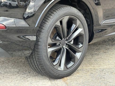 New 2026 Audi Q7 3.0T Premium Plus image 9