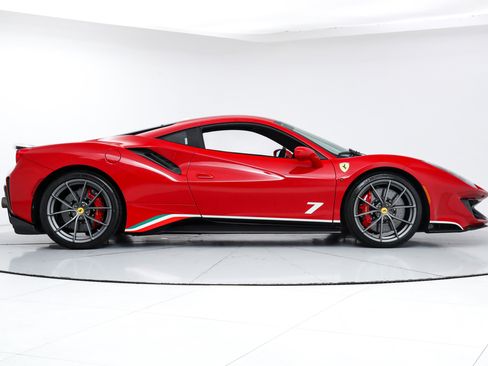 Certified 2020 Ferrari 488 Pista Coupe image 9