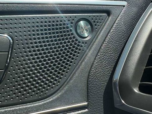 Used 2022 Ford Edge Titanium image 13