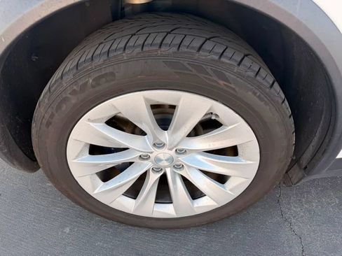 Used 2018 Tesla Model X 100D AWD/4WD image 31
