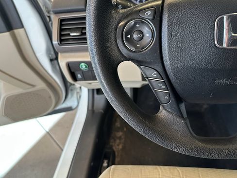 Used 2015 Honda Accord LX image 10