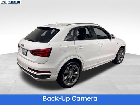 Used 2016 Audi Q3 2.0T Prestige w/ Prestige Package FWD image 5