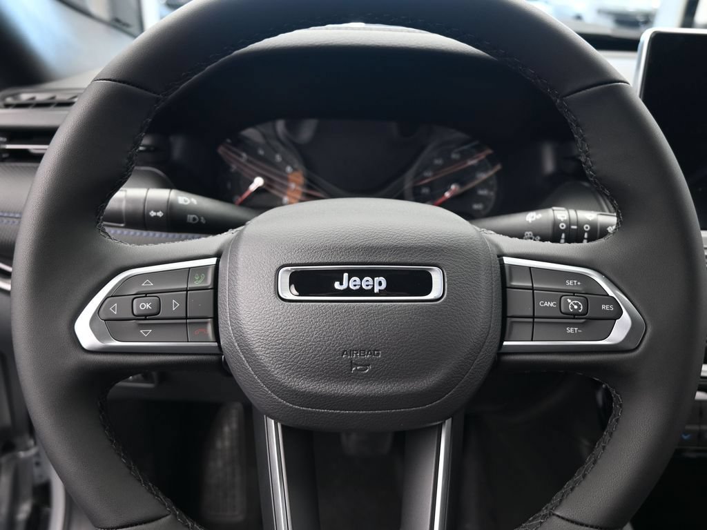 New 2026 Jeep Compass Latitude AWD/4WD image 14