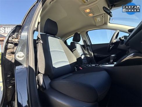 Used 2018 Toyota Yaris iA image 23