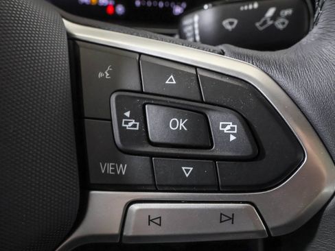 Used 2026 Volkswagen Jetta SE FWD image 26