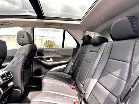 Certified 2025 Mercedes-Benz GLE 350 4MATIC image 23