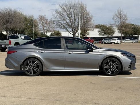 Used 2025 Toyota Camry XSE w/ Premium Plus Package image 3