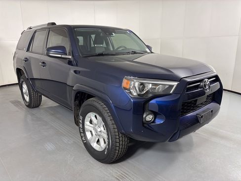 Used 2024 Toyota 4Runner SR5 image 2