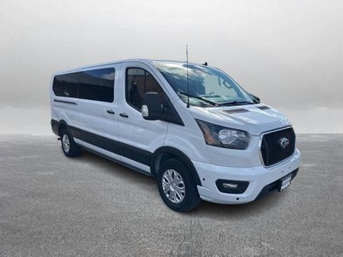 Used 2024 Ford Transit 350 XLT RWD image 5