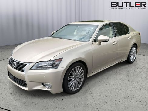Used 2013 Lexus GS 350 w/ Luxury Pkg RWD image 2