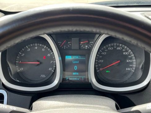 Used 2017 Chevrolet Equinox LT w/ Convenience Package image 25