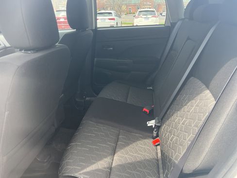 Used 2024 Mitsubishi Outlander Sport ES image 9