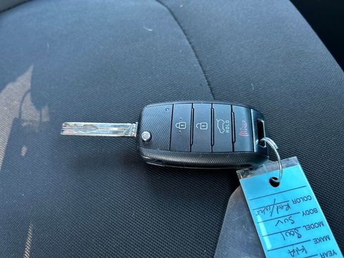 Used 2017 Kia Soul image 24