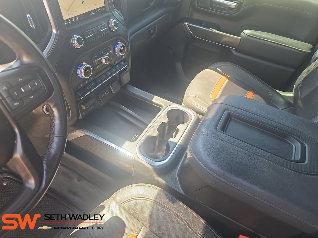 Used 2022 GMC Sierra 2500 AT4 w/ AT4 Premium Plus Package AWD/4WD image 25