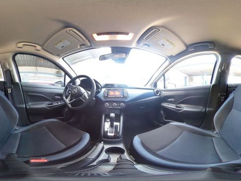 Used 2025 Nissan Versa SV image 42