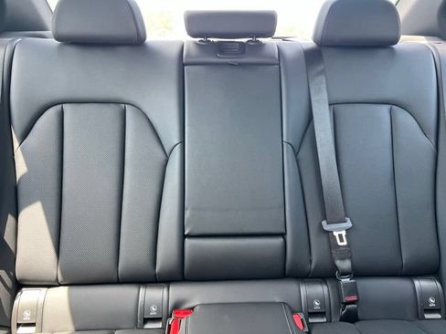 Used 2025 BMW 330i Sedan RWD image 31