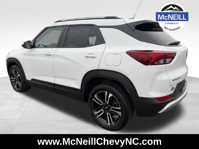 Used 2025 Chevrolet TrailBlazer LT w/ Convenience Package FWD image 6