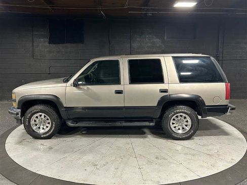 Used 1999 Chevrolet Tahoe Z71 image 2