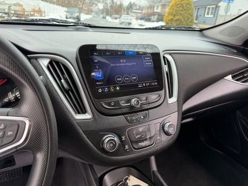 Used 2021 Chevrolet Malibu LS w/ LPO, Convenience Package 1 image 35