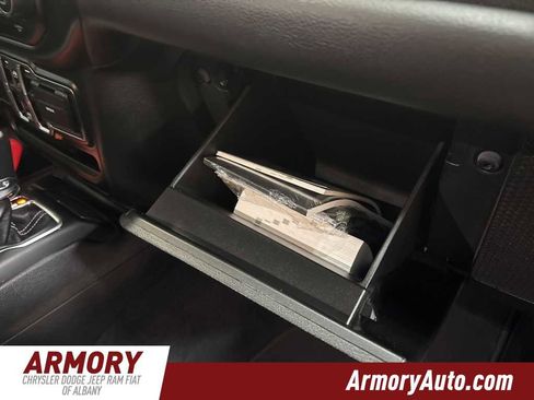 Used 2022 Jeep Wrangler Unlimited Sahara w/ Cold Weather Group image 43