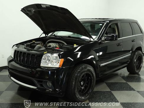 Used 2006 Jeep Grand Cherokee SRT8 w/ SRT Option Group I image 29